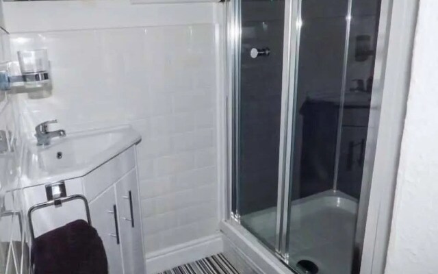 Flat 2
