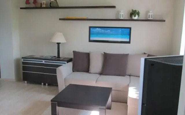 Sepa Str. Apartment