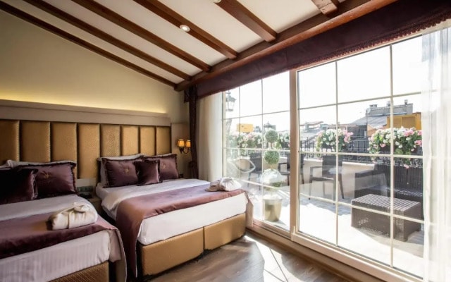 Bonne Sante Hotel
