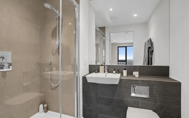 Elegant Two-bedroom Flat With a Spacious Balcony
