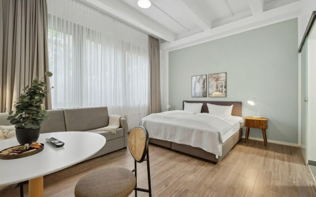 Limehome Munich Fritz-Erler Str.