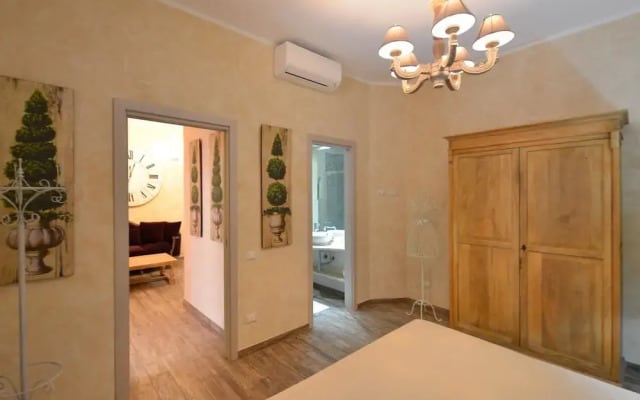 Bacall Apartment