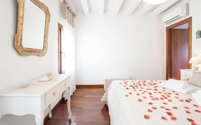 Maison Valentina