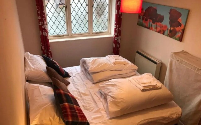 Flat 9a Badby Close