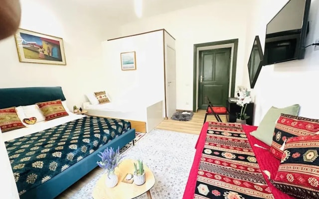 Caserina Lux Roma