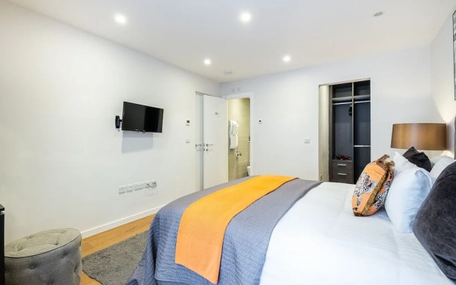 Lak Serviced Apartments