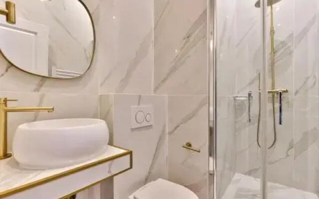 NEW ! Outstanding 2BR & 1BR Apt in Paris 15