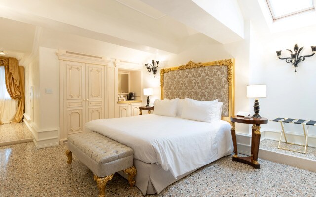 Cà Bonfadini Historic Experience Hotel Venice