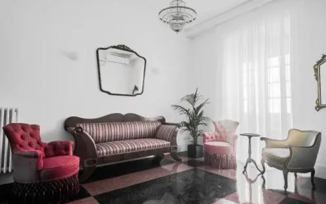 Gatsby Guest House