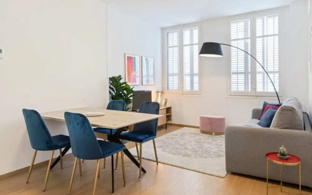Charming 2bed apt Close to Gracia, 5mins to Metro