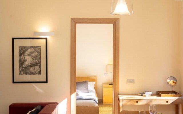 Rental in Rome Pateras Garden Apartment