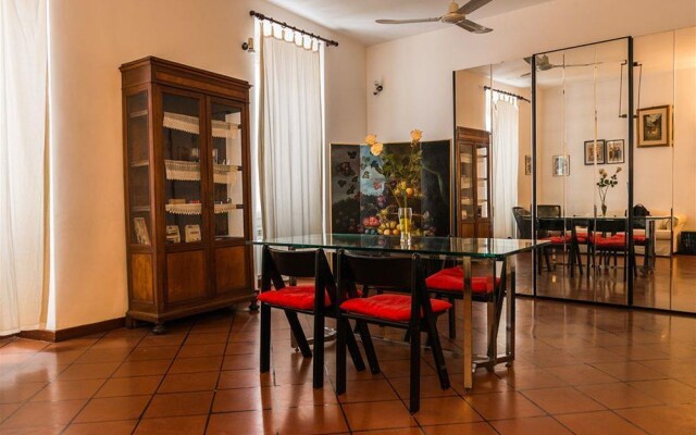 Via dei Santissimi quattro 85 Apt