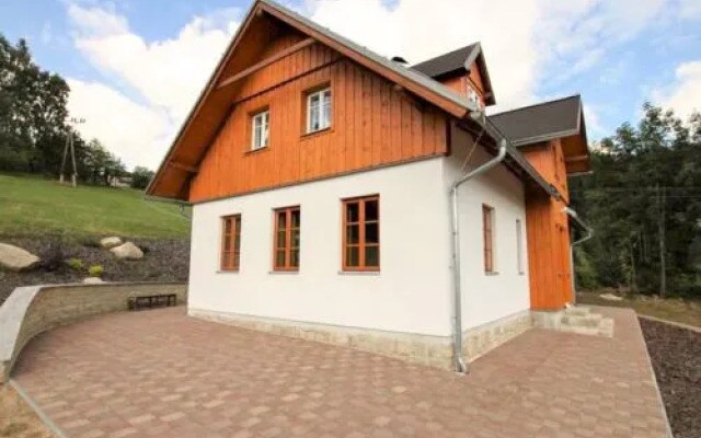 Hranicna 2