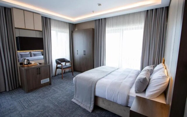 The Green Otel