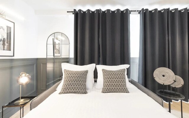 Luxury 4BDR Le Marais I by Livinparis