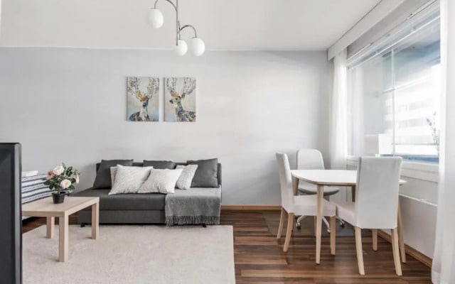WeHost Modern and Elegant Studio for Four