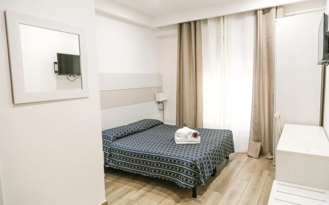 Athena Hotel