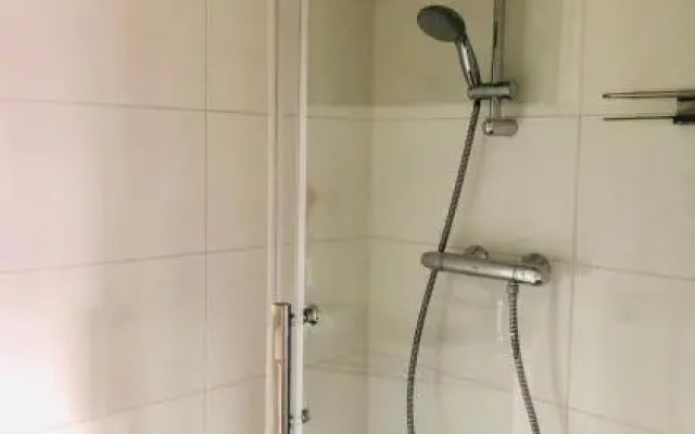 Private Luxury Room 1 In Central Station 0-Min
