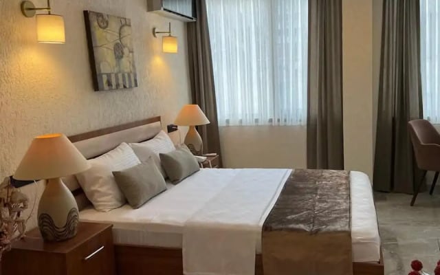 Costa Karakoy Hotel