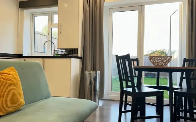 The Hatton Apartments - Free Parking