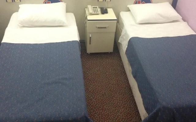 Отель Akkus Hotel