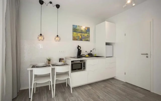 Studio Apartments Köhn