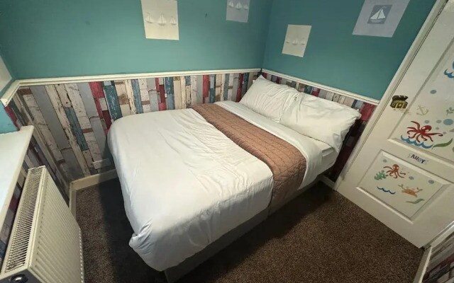 Manchester Retreat With 3 Bedrooms