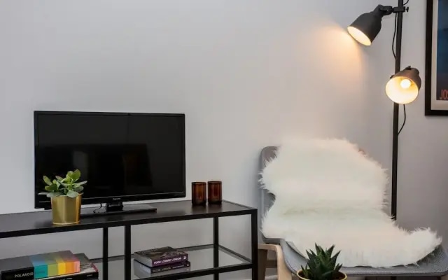 Central 2 Bed Apartment Near the Barbican