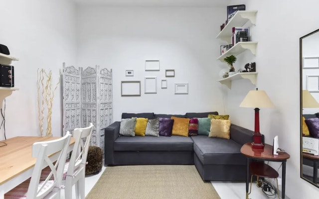 Monti Secret Garden Apartment