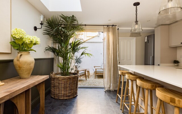 The Fulham House by HoK Living