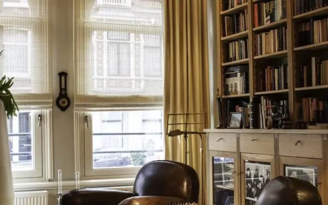Dashwood Bed And Breakfast Amsterdam