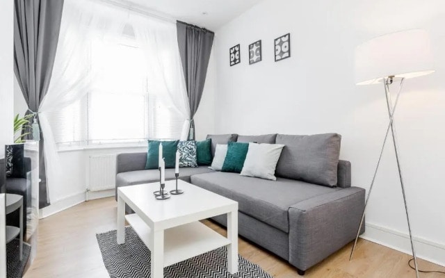 Serviced Apartment /Excel/ Olympic city/ O2 arena