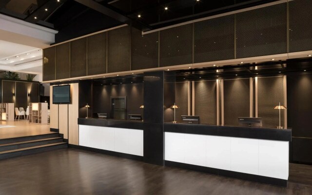 Melia Madrid Barajas