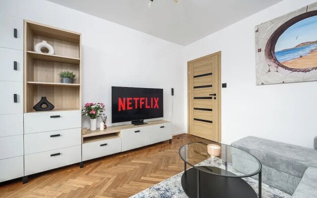 Lumina 2-room apart near the Old Town