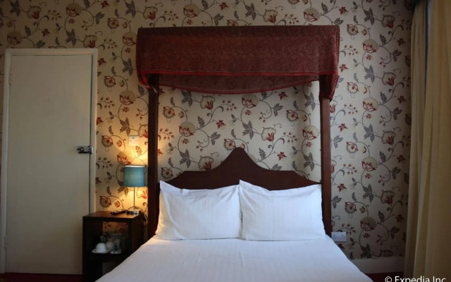 Islington Inn