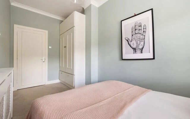 Olympia s Torch 1 Bedroom in Kensington