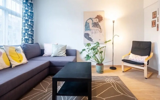 2 BR Stylish Duplex With View