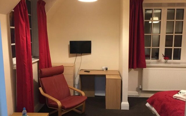 Tudor Lodge