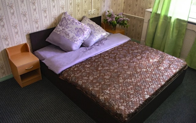 Hostel Your House