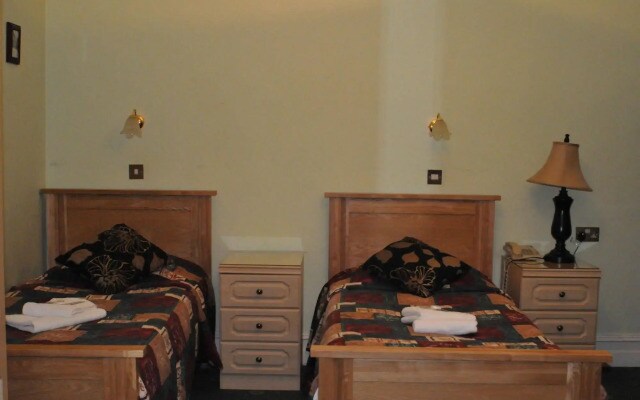Ridgeway Hotel