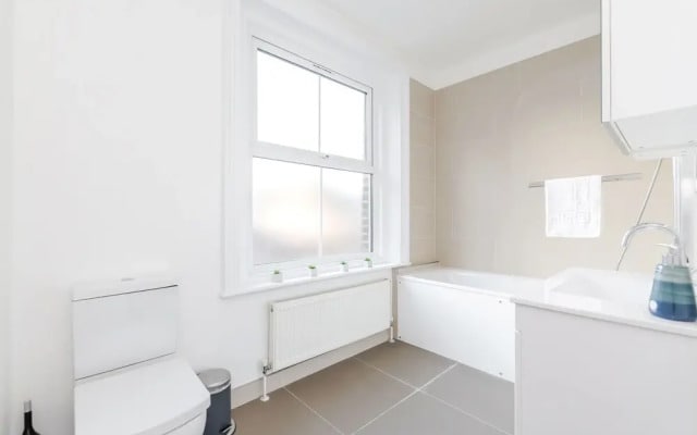 Deluxe 4 BR Oxford Circus Apartment with Terrace