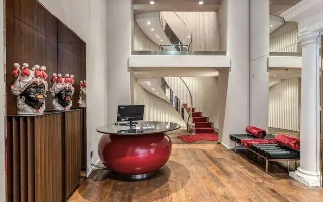 The Steps Hotel