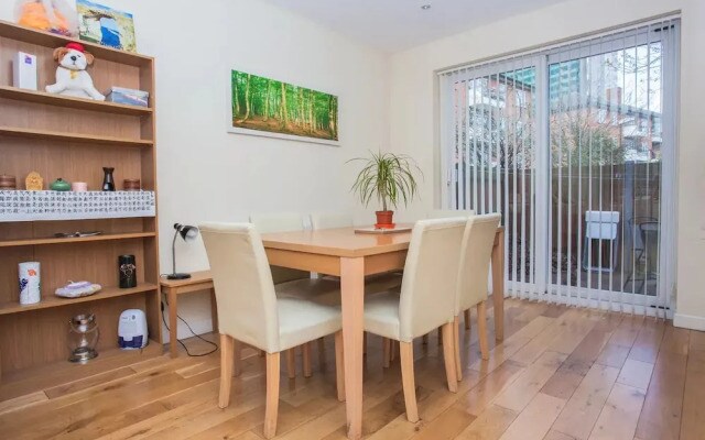 Spacious 2 Bedroom House in South Bermondsey