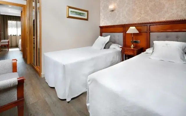 Aparthotel Hispanos 7 Suiza