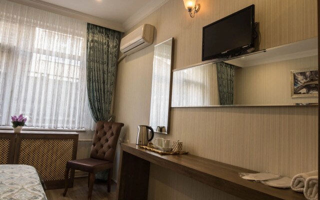 iCON City Hotel