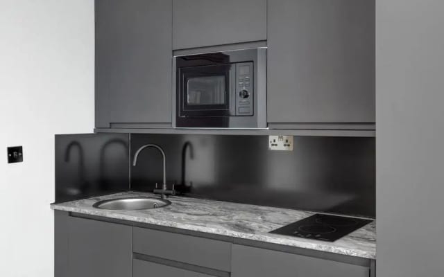 Luxury Studio Flat in London