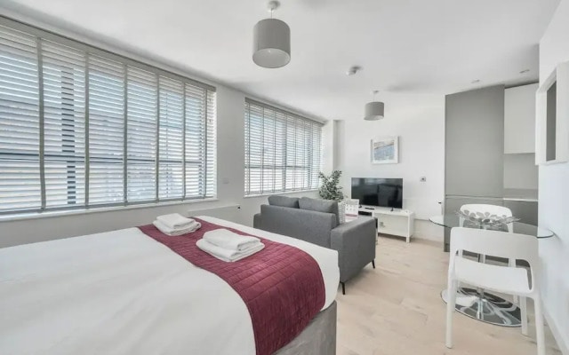Roomspace Apartments -Caroline Street