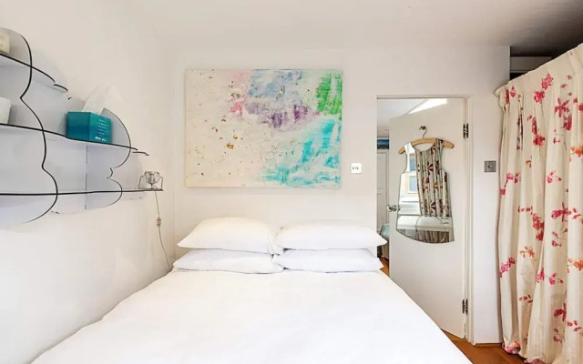 Parsons Green Modern One Bedroom Flat