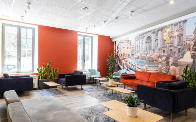 Отель B&B Hotel Roma Tuscolana San Giovanni