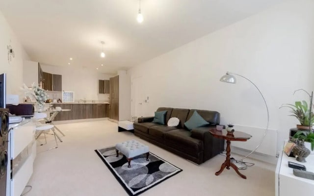 Lux 1-bed Apt. With Balcony
